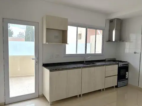 Depto Tipo Casa en Venta 1 año