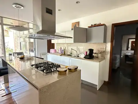 Casa en Alquiler en Victoria, USD 5.000