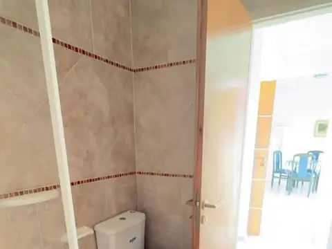 38 100, Piso 1