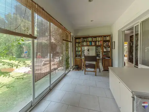 VENTA CASA 6 AMB/PIL BARRIO CERRADO ING MASCHWITZ