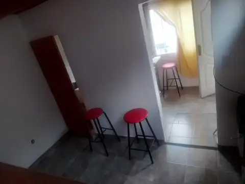 PH MONOAMBIENTE  LUMINOSO C/PATIO COMPARTIDO