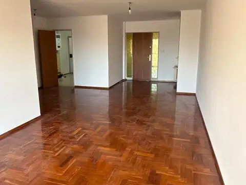 Hipólito Irigoyen 300, Piso 12