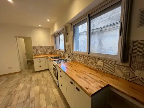 Depto Tipo Casa 3 ambientes con 2 baños