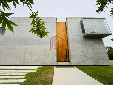 Casa en Alquiler de 4 dormitorios