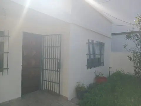 Departamento tipo casa en alquiler en General San Martin