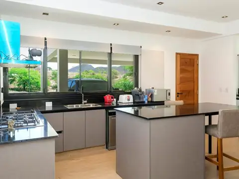 Casa en Venta 1 año