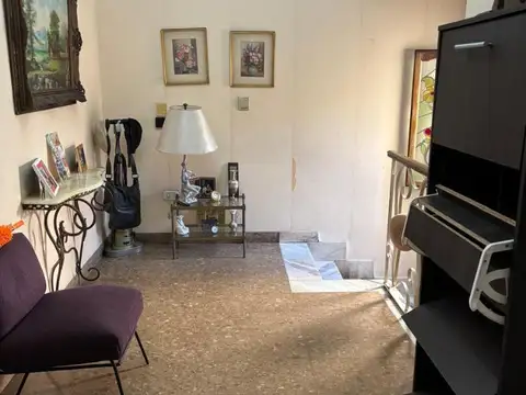 Depto Tipo Casa en Venta con 1 cocheras