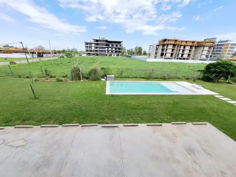 Departamento en Venta en Fisherton, USD 65.000