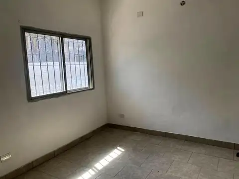 Depto Tipo Casa en Alquiler de 2 ambientes
