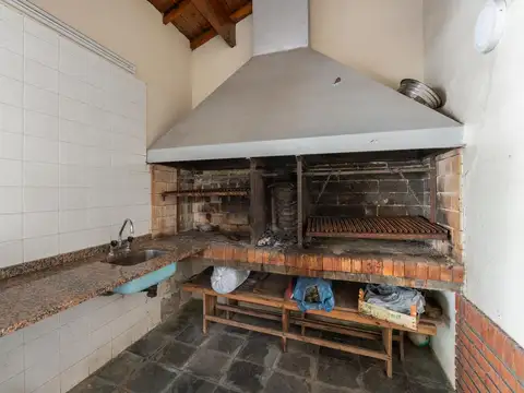 Departamento en Venta con 2 cocheras