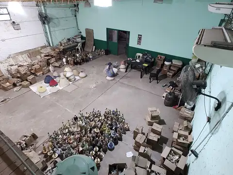 Galpon en Alquiler en Villa Luisa, $ 600.000