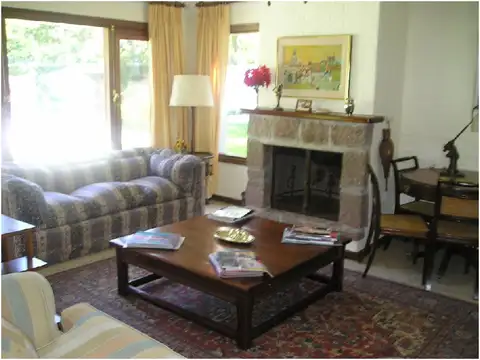 Casa 6 ambientes con 5 baños