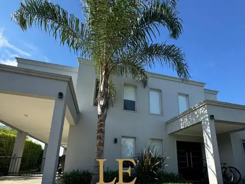 Casa en Venta en Haras Santa María, USD 250.000
