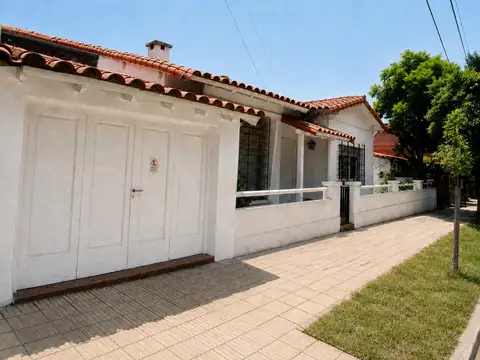CHALET A REFACCIONAR DE AV MAIPU AL RIO