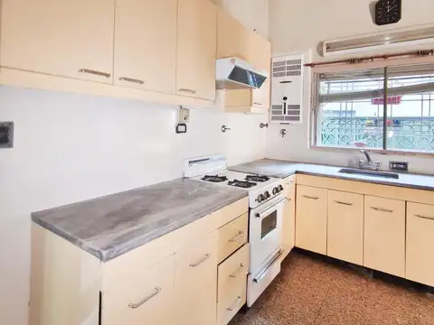 Depto Tipo Casa 3 ambientes con 1 baño
