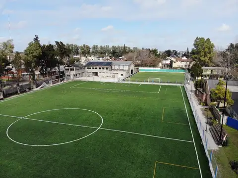 EXC PREDIO DEPORTIVO NUEVO / TRANSFIERE CONTRATO DE CONCESION HASTA EL 2033  O ASOCIA AL 50 %