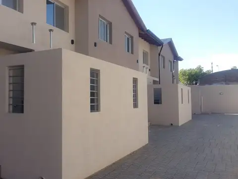 Duplex en alquiler en Centro (Zarate)