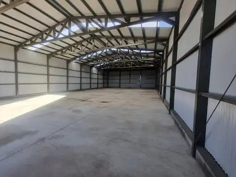 ALQUILER GALPON 420 m2, NEUQUEN