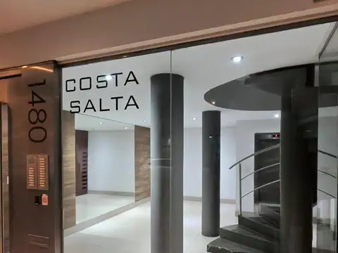 UN DORMITORIO  C/ PATIO Y BALCÓN. EXCELENTE UBICACIÓN