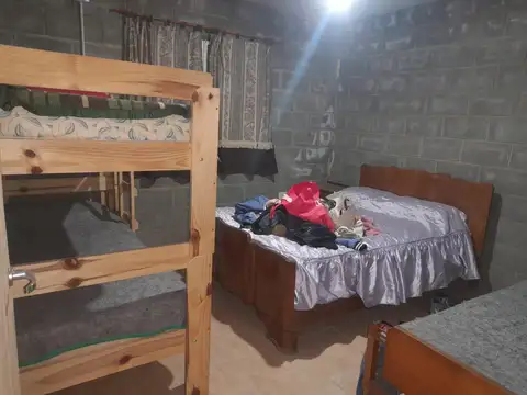 Casa 3 ambientes con 1 baño