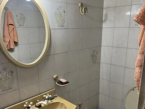 Depto Tipo Casa en Venta con 1 cocheras