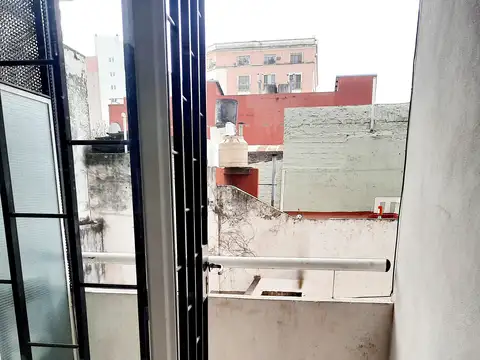 Avenida Santa Fe 2700, Piso 1