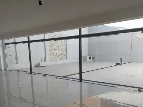Local en Venta en La Plata, USD 1.000.000