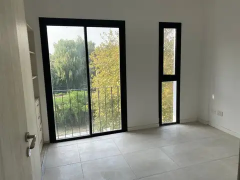 Departamento  en Venta en El Palomar, Morón, G.B.A. Zona Oeste