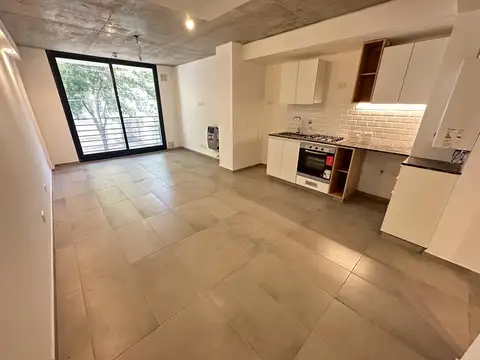 Departamento en Abasto con pronta entrega - 2 dormis con patio