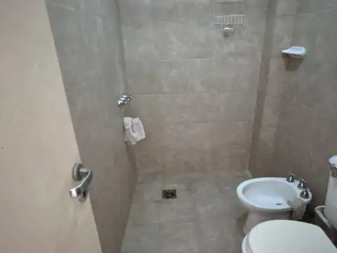 Departamento en Alquiler en Zona U.N.N.E, $ 420.000