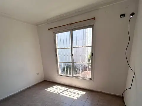 Alem 345- 2F- Contrafrente.-