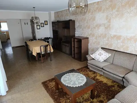 Departamento en Alquiler en La Perla Sur, $ 1.500.000