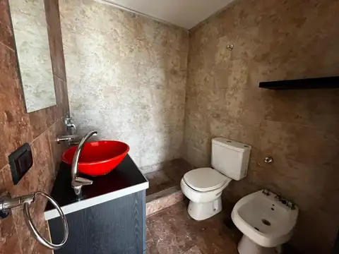 Departamento 2 ambientes con 3 baños