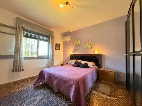 Casa 5 ambientes con 1 baño