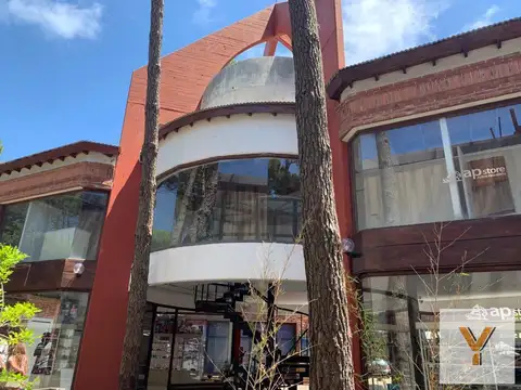 Local en Venta en Carilo, USD 99.000