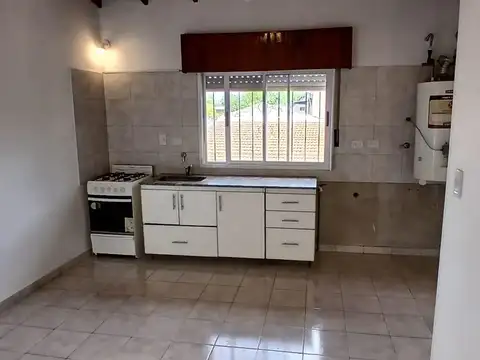 Departamento en Alquiler en Centro, $ 650.000