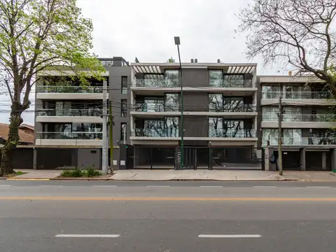 Departamento a estrenar en venta con cochera y balcón, ubicado en Acassuso frente al CASI.