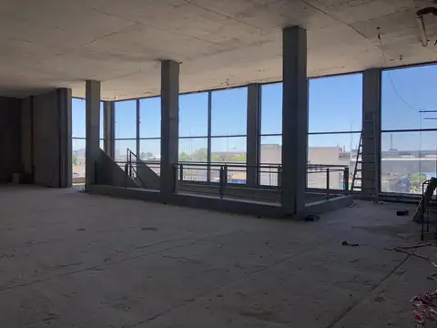 LA BOCA- DISTRITO DE LAS ARTES 1700 M2