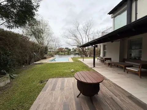 Casa en Alquiler en San Isidro Labrador, USD 2.900