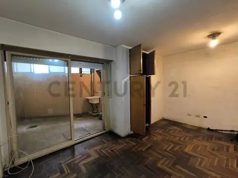 Nueva York 3700, Piso 0