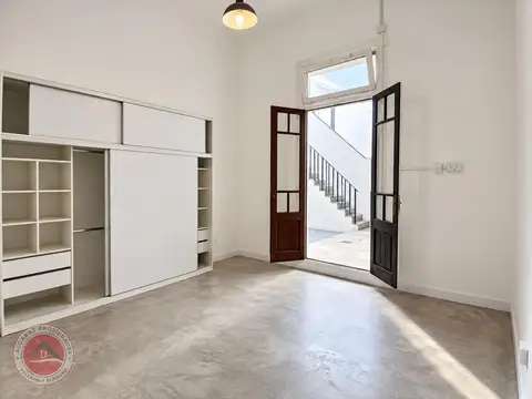 Depto Tipo Casa en Alquiler 60 años