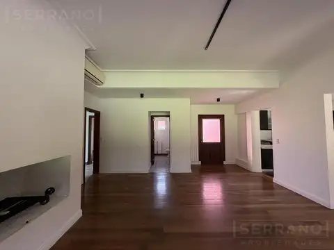 Casa 4 ambientes con 3 baños