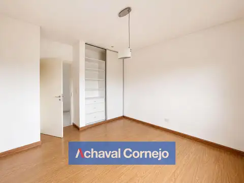 Alquiler | Casa 4 ambientes con vista a la laguna en Barrio Los sauces | Nordelta