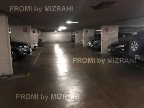 Venta de 44 Cocheras en Block