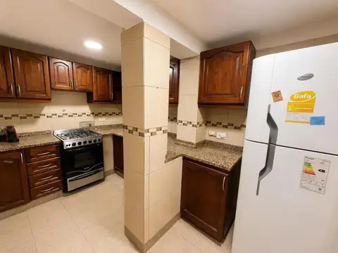 Depto Tipo Casa 4 ambientes con 2 baños