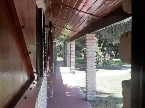 Venta Casa 3 amb en  Barrio Parque Sakura, Exaltacion de la Cruz limite con Pilar