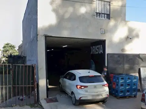 GALPON 290 M2 AV. LAS PALMERAS AL 4200 PEREZ