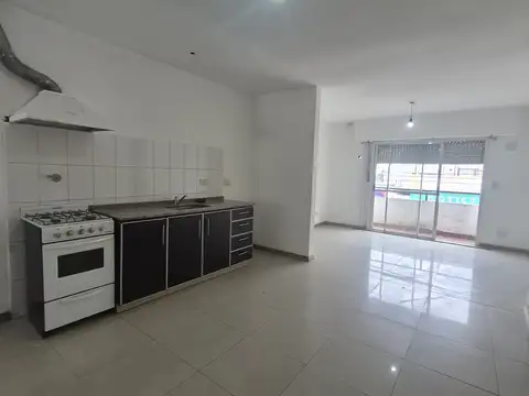 Depto Tipo Casa en Alquiler de Monoambiente