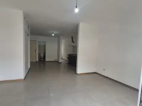Bartolome Mitre 618 4800, Piso 1