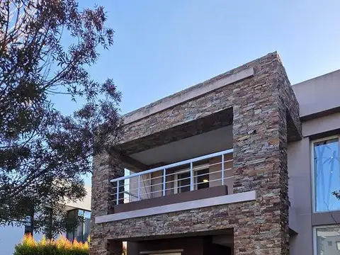 Casa en Venta en Arenas del Sur, USD 600.000